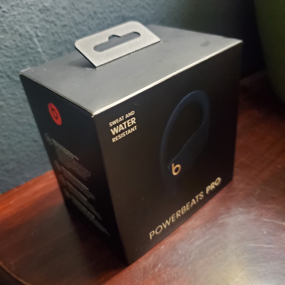 Powerbeats Pro Wireless Earphones - Black